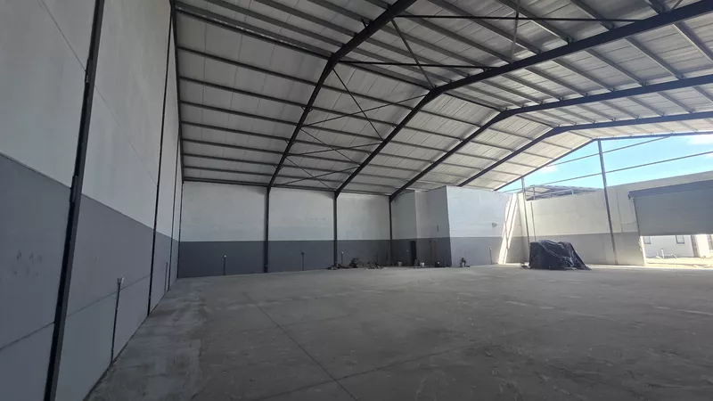 717 m² Industrial to let in Blackheath, Wimbledon Industrial Estate (photo 8)
