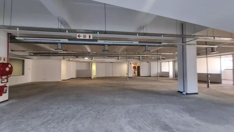 665 m² Office to let in Cape Town City Centre/CBD, The Bergstan (photo 10)