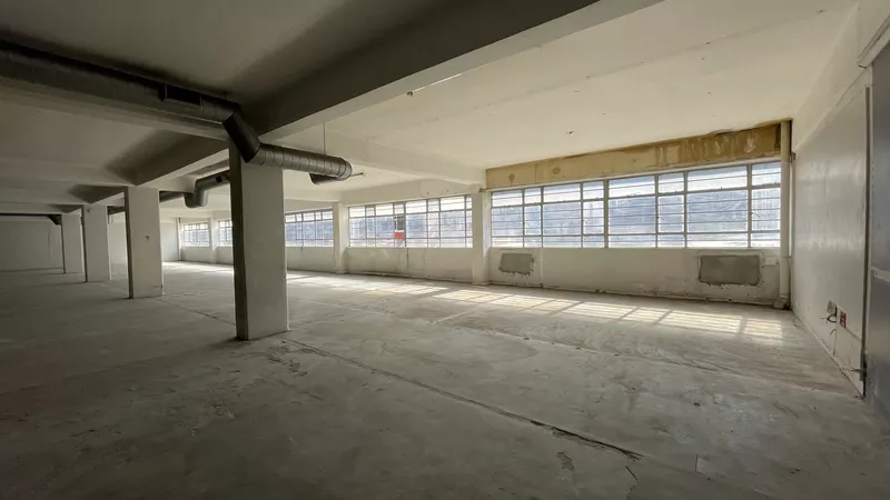 1 800 m² Office to let in Cape Town City Centre/CBD, Cubana House (photo 24)