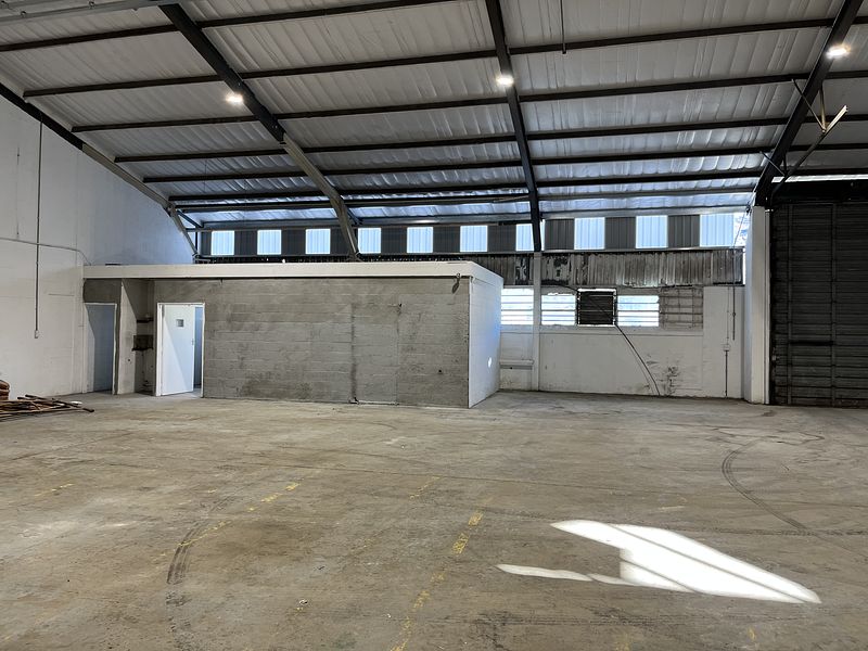 350 m² Industrial to let in Southern Suburbs, Celie Road Industrial Park - Block B (photo 6)