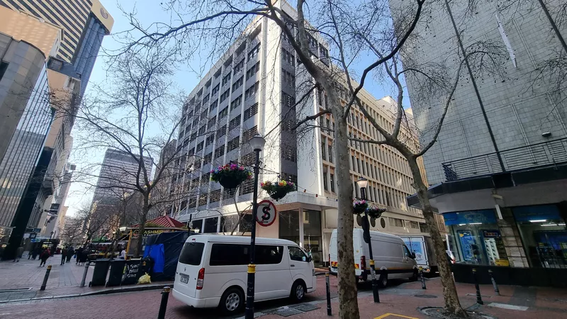 1 460 m² Office to let in Cape Town City Centre/CBD, Union Castle (photo 9)