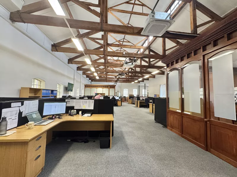 3 225 m² Office for sale in Cape Town, Mill House (photo 39)
