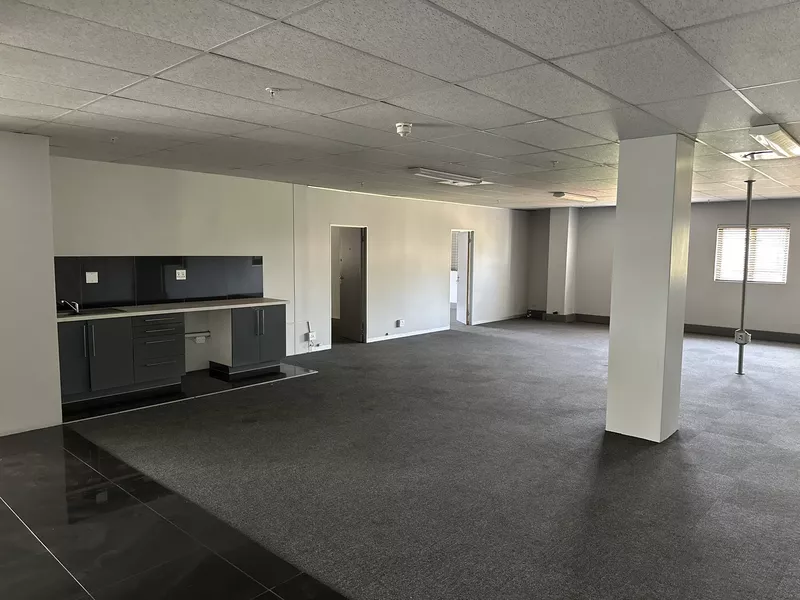 7 739 m² Industrial to let in Meadowdale, 190 Barbara Road (photo 36)