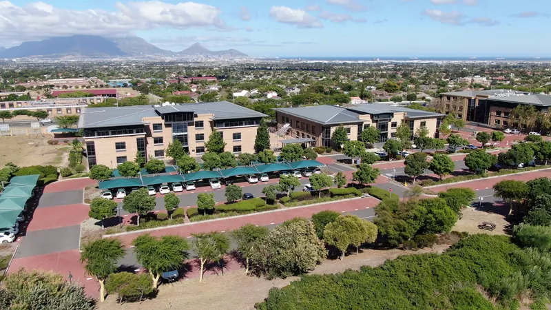1 023 m² Office to let in Plattekloof Office Park, Plattekloof Office Park - Block C (photo 4)