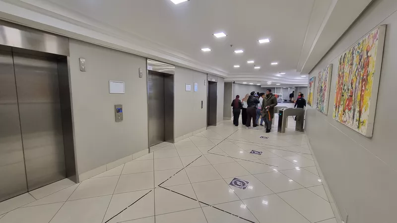 4 380 m² Office to let in Cape Town City Centre/CBD, Union Castle (photo 7)