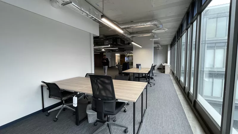 704 m² Office to let in Woodstock, The District (photo 31)