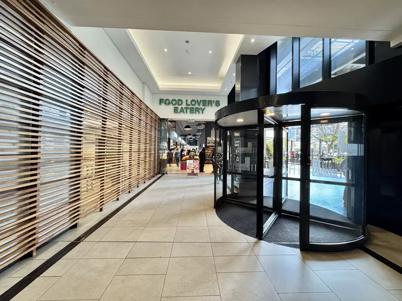450 m² Office to let in Cape Town, The Towers (photo 4)