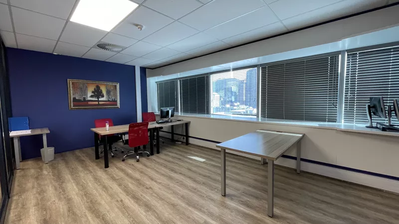 166 m² Office to let in Cape Town City Centre/CBD, The Towers (photo 10)