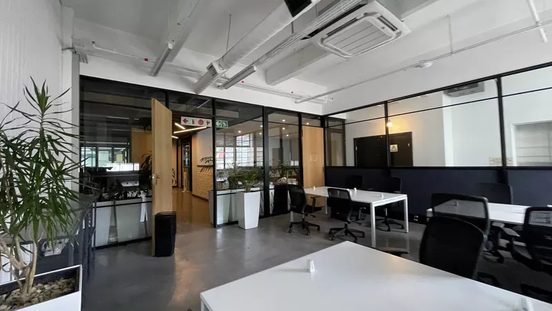830 m² Office to let in Cape Town City Centre/CBD, Twinnell House (photo 24)