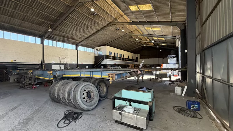 3 813 m² Industrial to let in Brackenfell Industrial, 6 Viben Avenue (photo 17)