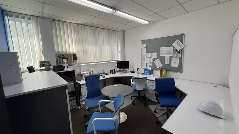 4 832 m² Office to let in Observatory, 9 Browning Road (All Office) (photo 32)