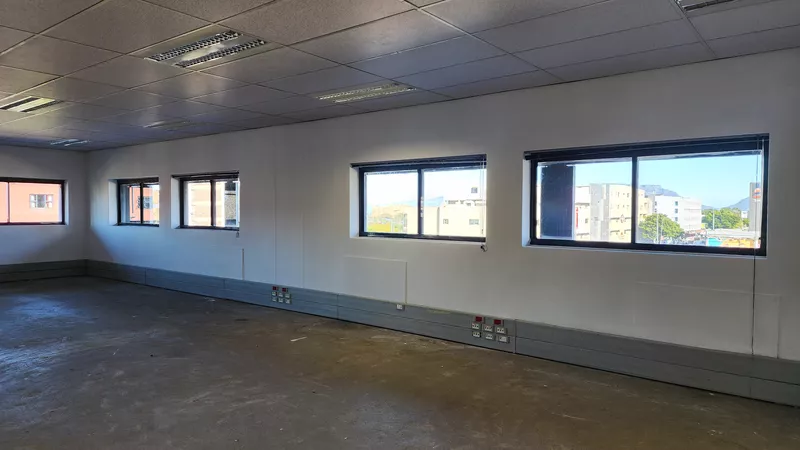 2 942 m² Office to let in Bellville, Ambition24hours (107 Voortrekker Road) (photo 11)