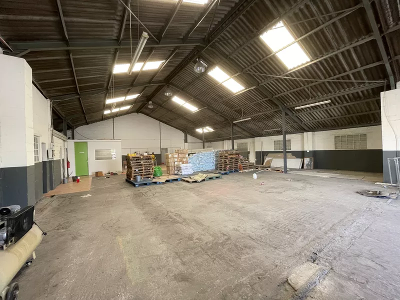 1 800 m² Industrial to let in Elsies Rivier, 27 Coleman Str (photo 3)