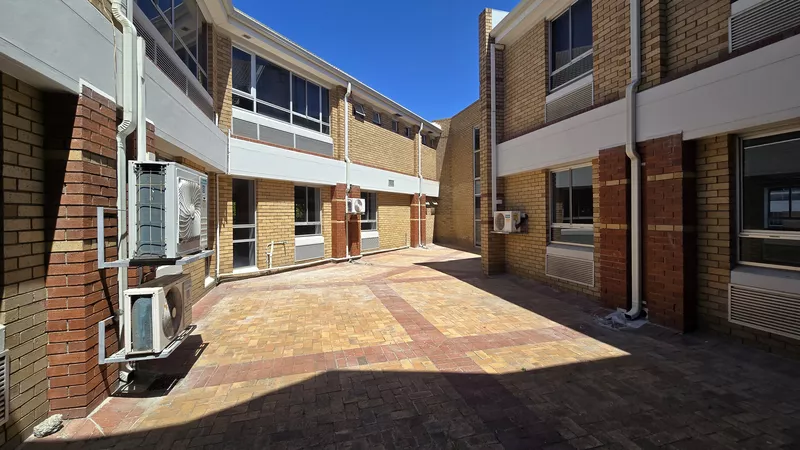 971 m² Office to let in Tygervalley Office Park, Tyger Valley Office Park 1 (photo 19)