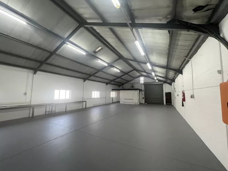 277 m² Industrial for sale in Ottery, Regent Park, C1 (photo 8)