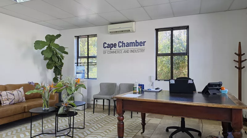 210 m² Office to let in Waterford Place Office Park, 1 Canal Close (photo 12)