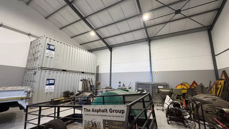 327 m² Industrial to let in Stonewood Estate , 27 Tanzanite Crescent (photo 3)