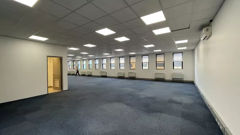 316 m² Office to let in Cape Town City Centre/CBD, 19 Louis Gradner (photo 10)