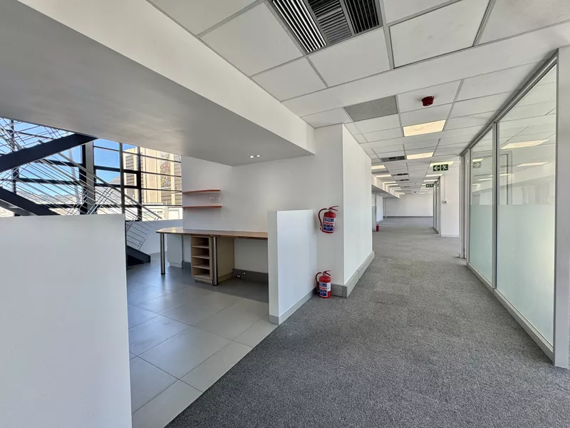 534 m² Office to let in Cape Town City Centre/CBD, 19 Louis Gradner (photo 28)