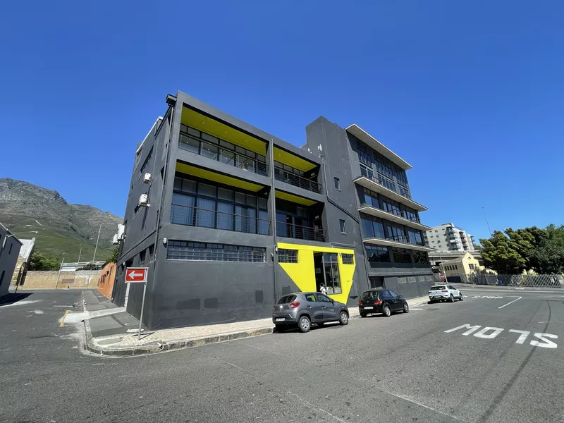 276 m² Property to let in Cape Town, 2 Francis Street (photo 2)