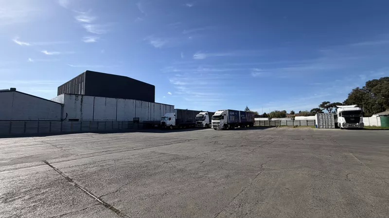 3 813 m² Industrial to let in Brackenfell Industrial, 6 Viben Avenue (photo 30)