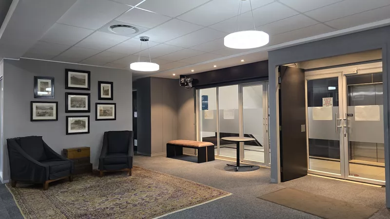 3 000 m² Office to let in Brooklyn, Northgate Park - Building 2 (photo 10)