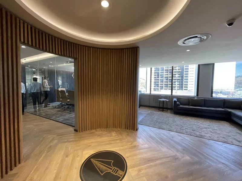 799 m² Office to let in Cape Town City Centre/CBD, 2 Long (photo 7)