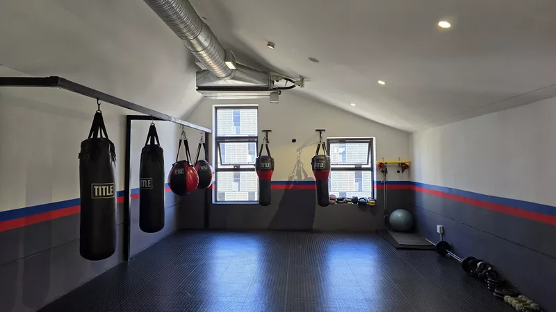232 m² Office for sale in Century City, Bridgewater One - Studios (Block B) (photo 31)