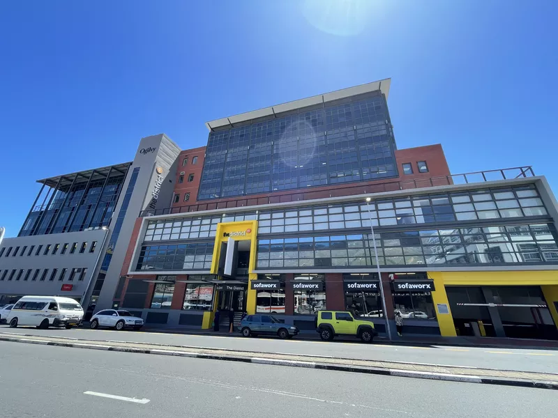 704 m² Office to let in Woodstock, The District (photo 3)