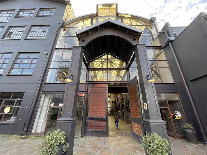 1 616 m² Office to let in Foreshore, The Palms (photo 2)