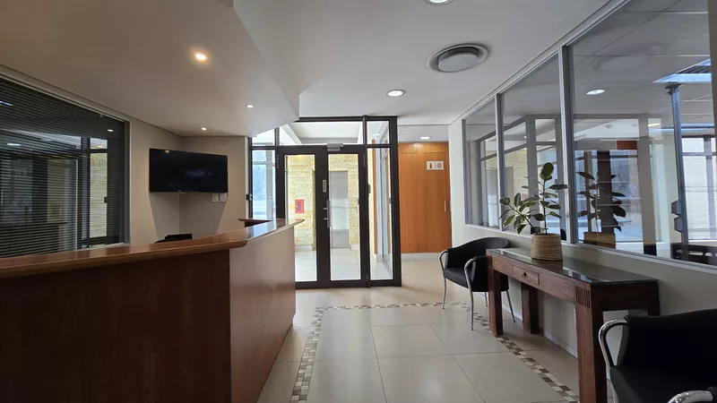 346 m² Office to let in Tyger Waterfront, The Cliffs (photo 12)
