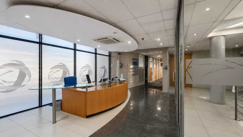 1 067 m² Office to let in Tyger Chambers, Tyger Chambers 2 (photo 9)