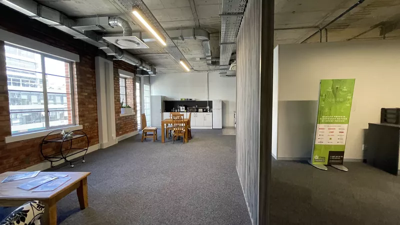 1 211 m² Office to let in De Waterkant, Sovereign Quay (photo 23)