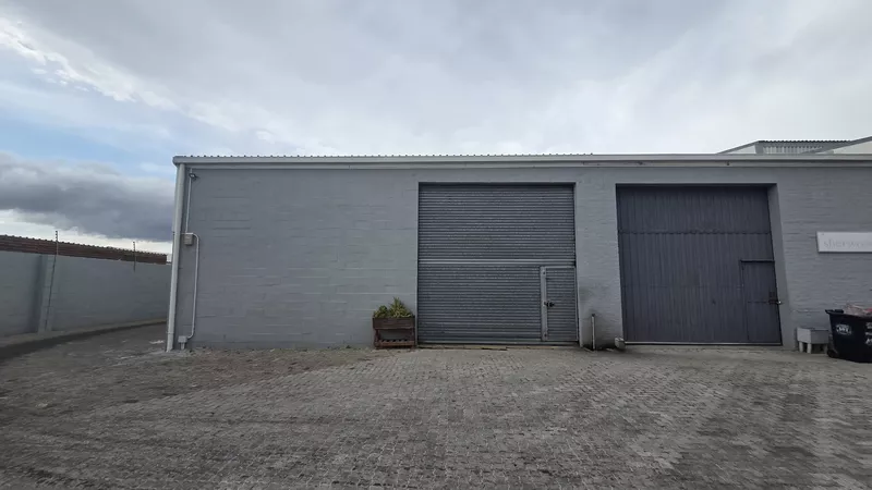 310 m² Industrial to let in Strand, 2 Boundary Road, George Park, Strand (photo 2)