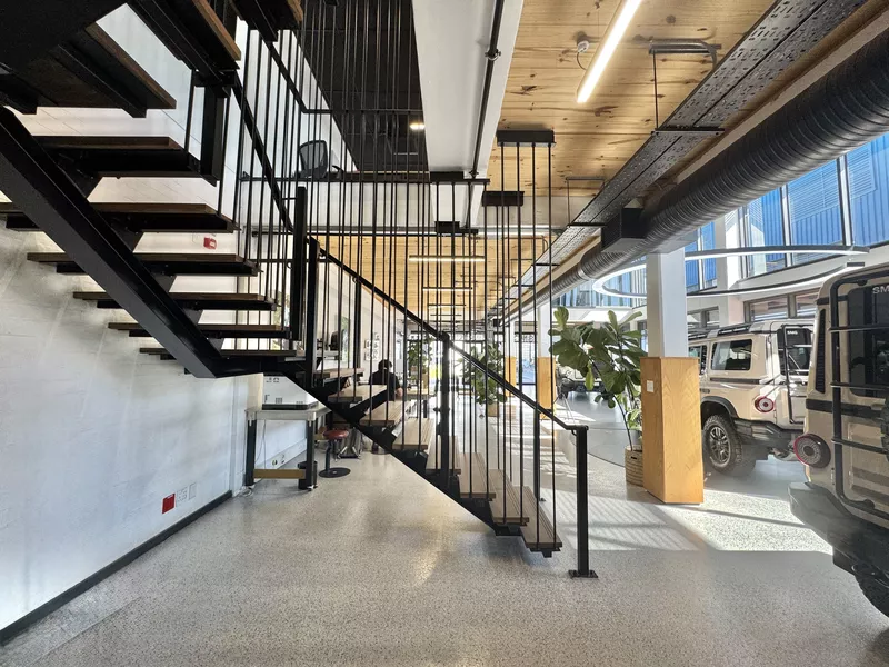 437 m² Office to let in Waterfront, V & A Waterfront Helistop (photo 9)