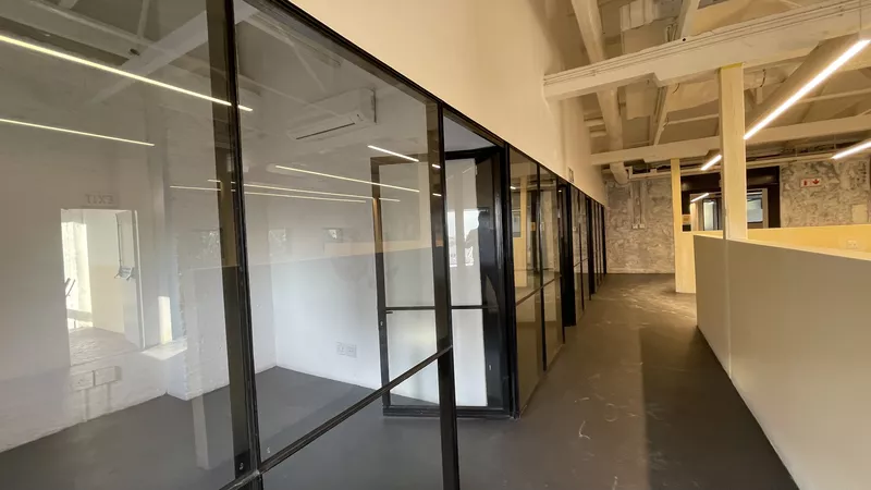 815 m² Office to let in Woodstock, Tramways (photo 29)