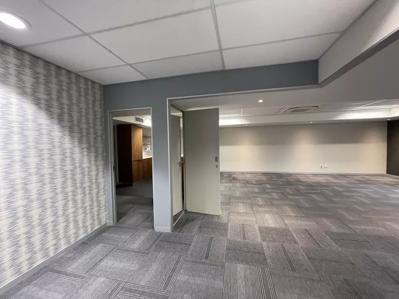 762 m² Office to let in Cape Town City Centre/CBD, 19 Jan Smuts (photo 19)