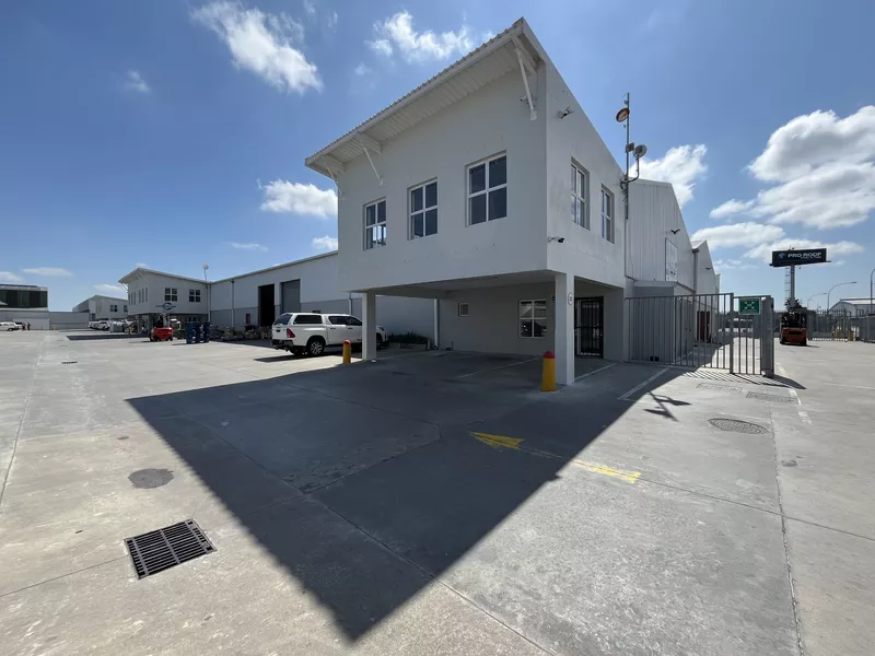 523 m² Industrial to let in Parow Industrial, Dundas Park (photo 1)