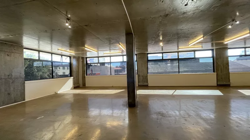 276 m² Office to let in Cape Town, 2 Francis Street (photo 11)