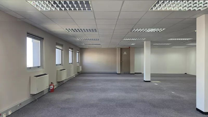 254 m² Office to let in Tyger Valley, 2 Bella Rosa (photo 19)