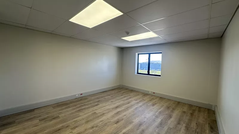 1 066 m² Industrial to let in Rivergate, 9 Titan Street (photo 19)