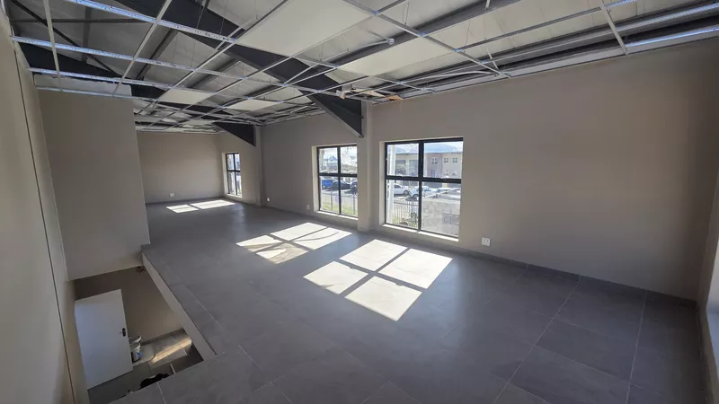 1 616 m² Industrial to let in Blackheath, Wimbledon Industrial Estate (photo 15)