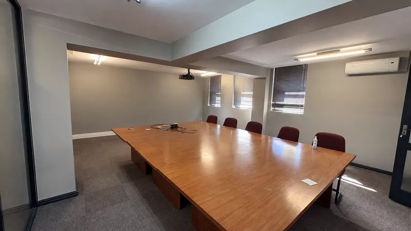 197 m² Office to let in Tyger Valley, Amber Place (photo 11)