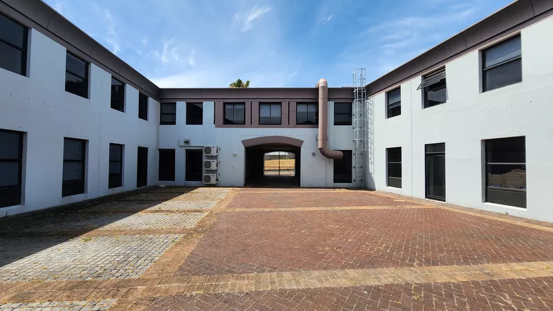 3 132 m² Office for sale in Waterford Place Office Park, 1 Boundary Road (photo 73)