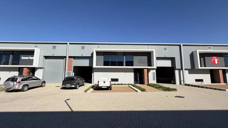 332 m² Industrial to let in Kraaifontein, 1 Tanzanite Crescent - Stonewood JV (photo 1)