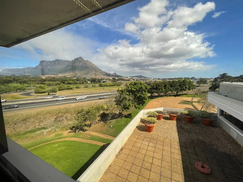 797 m² Office to let in Pinelands, Golf Park (photo 42)