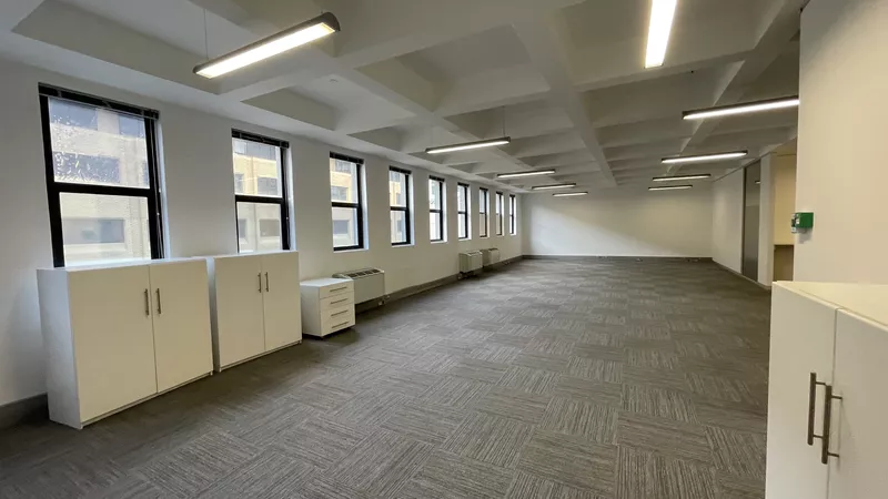 169 m² Office to let in Cape Town City Centre/CBD, 19 Louis Gradner (photo 4)