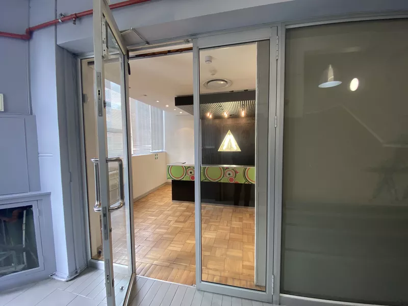 657 m² Office to let in Cape Town City Centre/CBD, The Bergstan (photo 4)