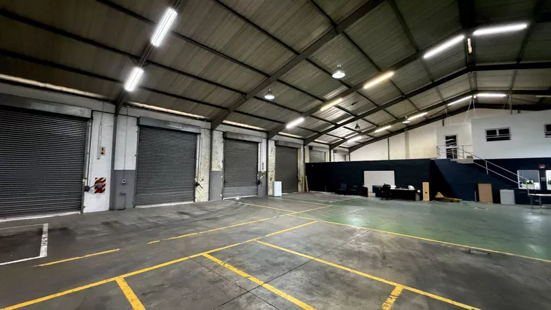 1 800 m² Industrial to let in Brackenfell, 111 Kruis Road (photo 15)