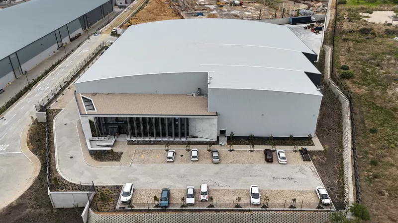 9 182 m² Industrial to let in Brackenfell, Capricorn Crest Park (photo 1)